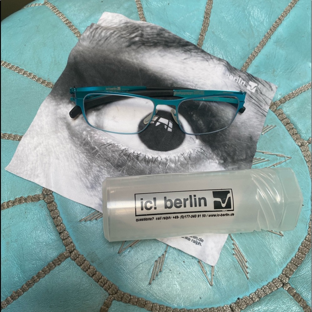 Ic! Berlin turquoise glasses